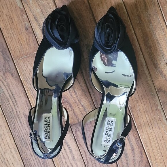 NIB Badgley Mischka Carlise Satin Slingback with Singular Rose, sz 8.5 - Picture 11 of 14